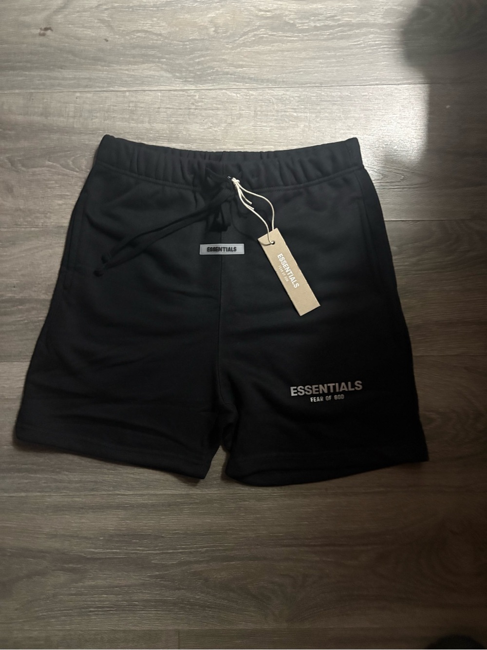 Essentials Fear of God black shorts